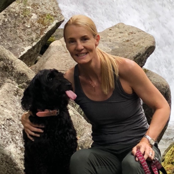 Meet your Posher, Julie - Picture 1 of 1